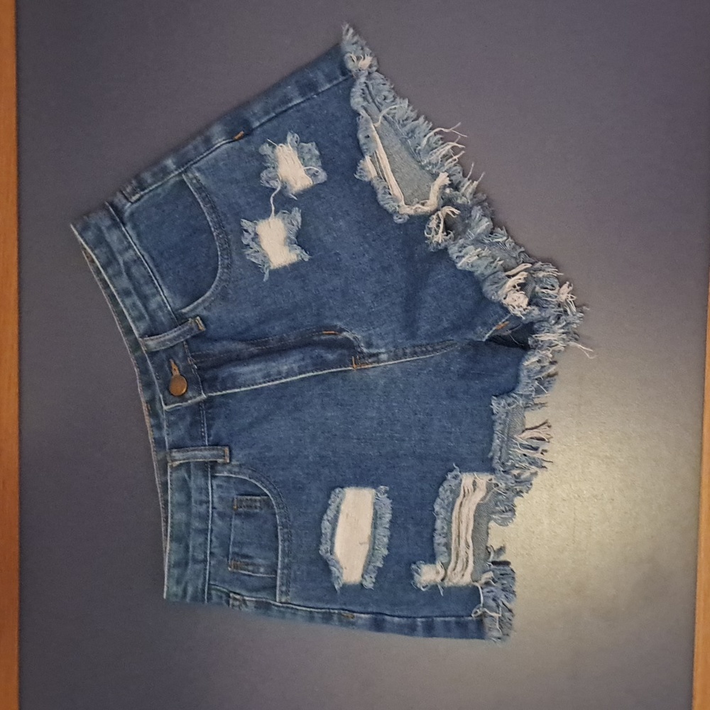 Ripped shorts